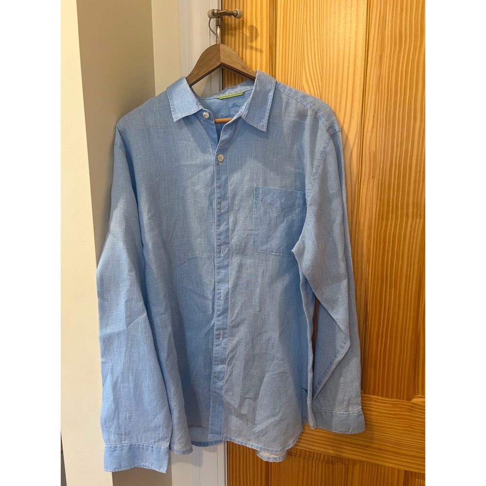 Mens RELAX Tommy Bahama dress shirt size large. Excellent condition.